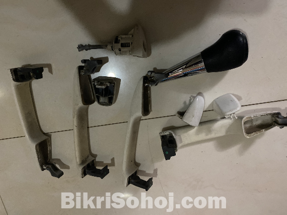 Toyota Axio 2013 Handelbar & Gearnob